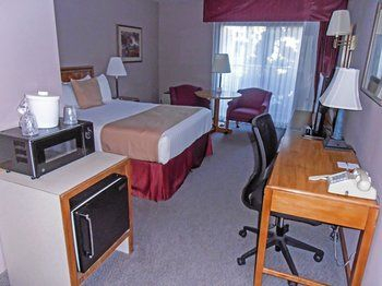 Others 4, Ponderosa Inn Gresham, Multnomah