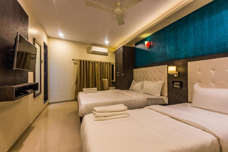 Others 5, Hotel Atlas Grand, Mumbai Suburban