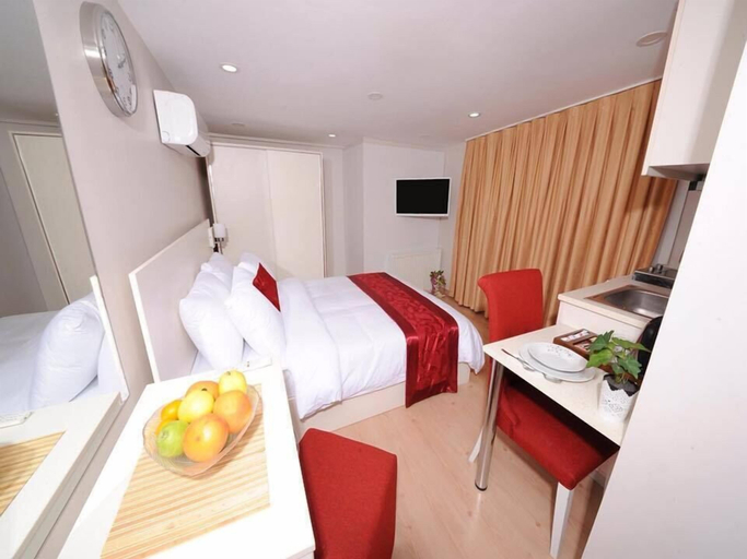Others 5, Gazel Hotel, Zeytinburnu