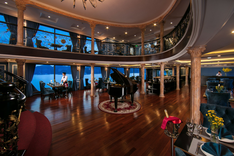 Others 3, Le Theatre Cruise, Hạ Long