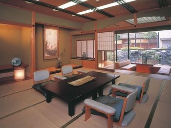 Others 2, Yuzankaku, Kaga