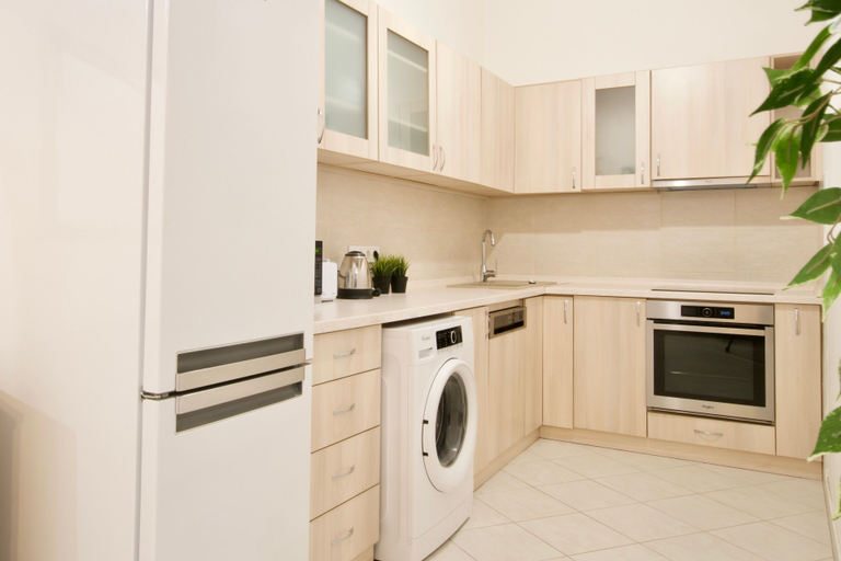 Others 3, Premium Apartments by Hi5 - Elegant Suites, Budapesti