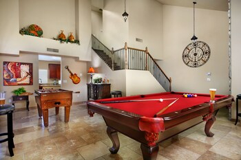 Others 3, Backyard Playground! Golf Sport Court & Hot Tub!, Maricopa