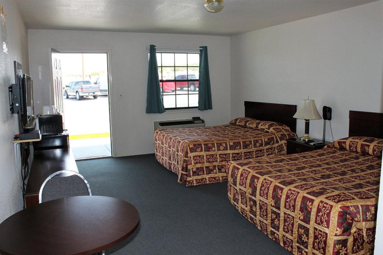 Bedroom 2, Adobe Inn Motel, El Paso