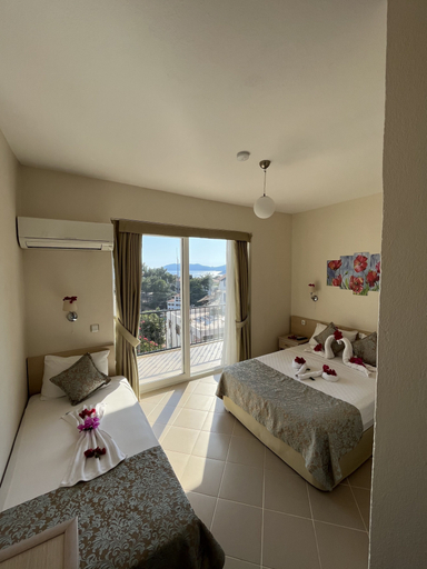 Others 4, Talay Otel, Kaş