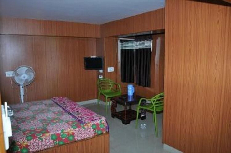 Bedroom 5, Iroomz V.G.SComforts, Chitradurga