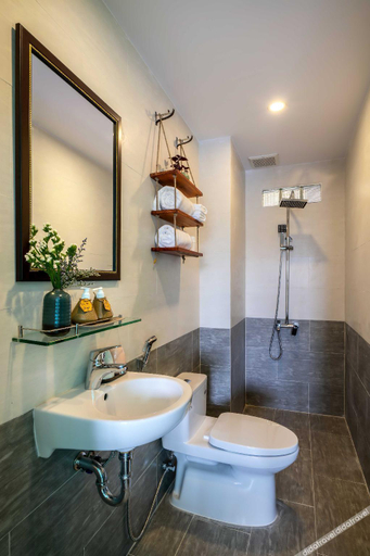 Bathroom 5, AnNam68, Da Nang