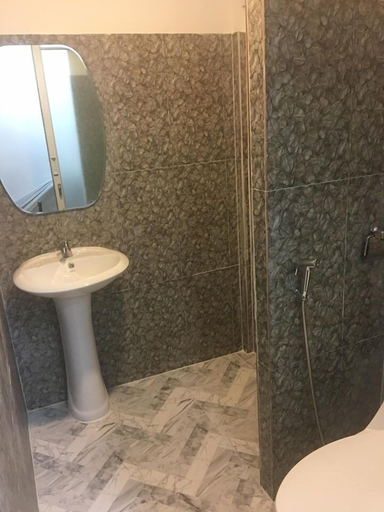Bathroom 3, At Thara Aonang, Mueang Krabi