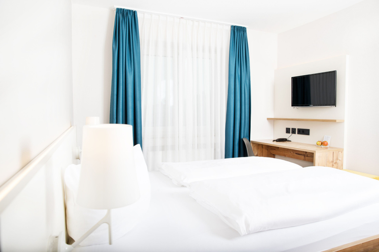 Others 4, Hotel Rad, Bodenseekreis