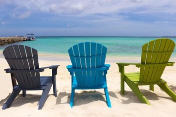 Others 1, Deluxe Beach Apt, Miami-Dade
