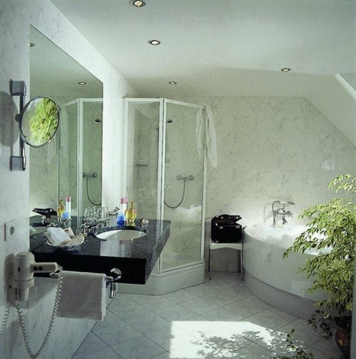 Bathroom 4, Schnellenberg Burghotel, Olpe