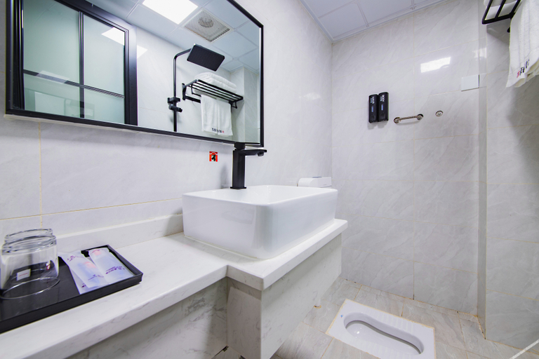 Others 5, BoFei hotel, Changsha