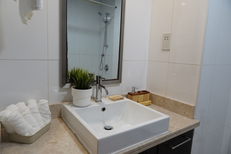 Bathroom 3, Whitesage - Fountain View Stylish Apt With Spacious Terrace, Dubai