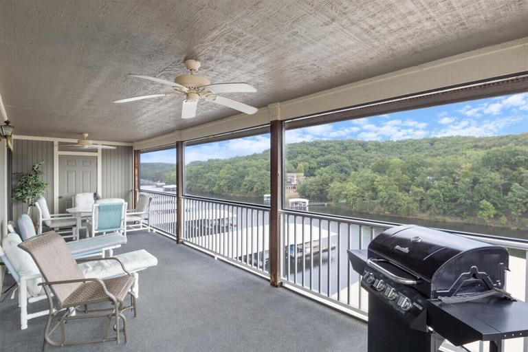 BBQ/picnic area, Lakefront Condo Near the State Park, Camden