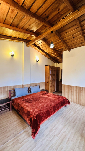 Room 5, Myrica Cottages Kainchidham By Stayora, Nainital