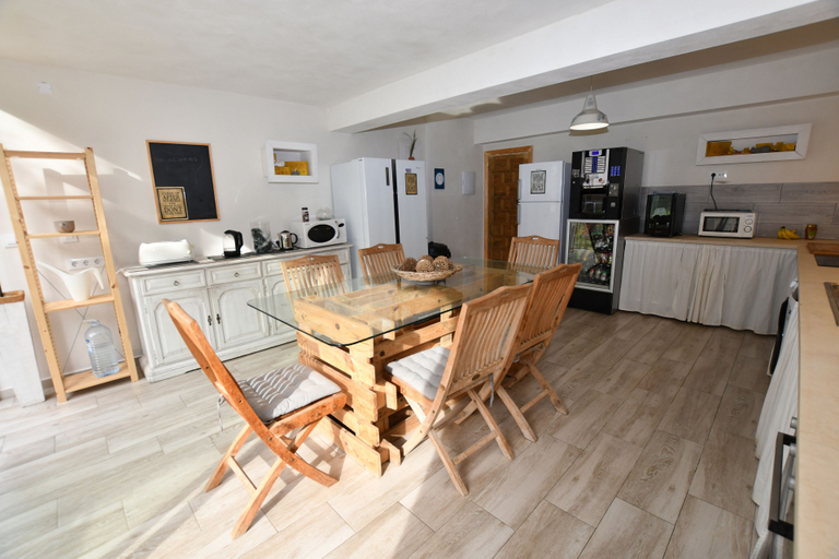 Others 4, ZENIA HOSTEL, Alicante