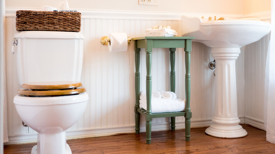 Bathroom 3, The Manor at Airmont, Loudoun