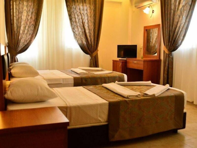 Bedroom 3, Solis Beach Otel - All Inclusive, Alanya