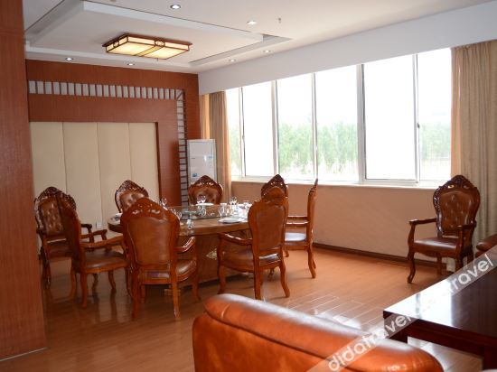 Others 5, Alumni Hotel, Rizhao