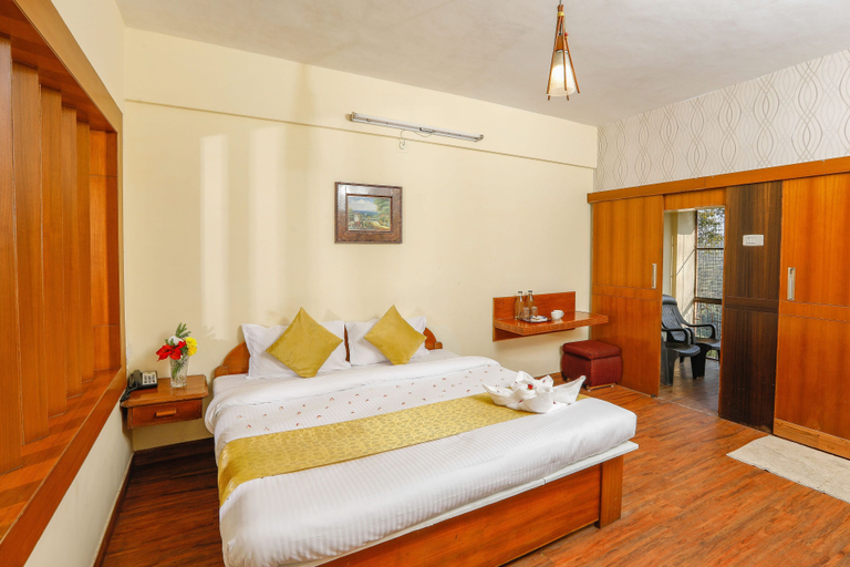 Others 5, The HighGarden, The Nilgiris