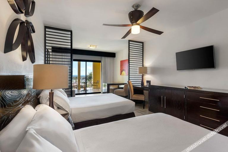 Bedroom 3, El Beso Adults Only at Ocean Coral & Turquesa All Inclusive, Benito Juárez