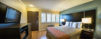 Guestroom 5, Howard Johnson By Wyndham San Mateo, San Mateo