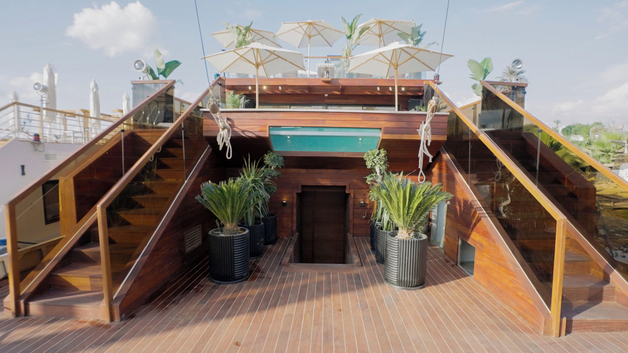 Property grounds, ORO Luxury Dahabiya Nile Cruise Luxor to Aswan, Luxor