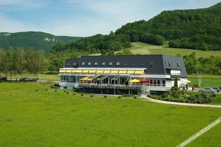 Others 2, Stausee-Hotel, Reutlingen