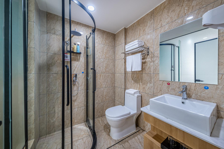 Bathroom 5, Fairyland Hotel - Dali Erhai Park High-speed Rail Station, Dali Bai