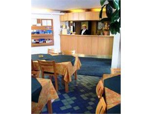 Reception, Hotel Jokipuisto, Kymenlaakso