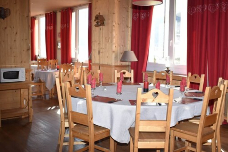 Food & Drinks 3, L’Annexe by La Réserve, Vosges