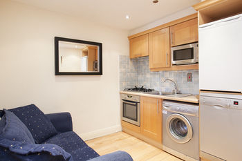 Others 3, Leeson Bridge Guesthouse, Dublin