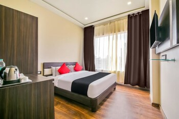 Others 5, M3 Hotel, Kota