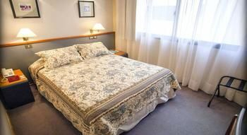 Others 5, Ducal Suites, Capital