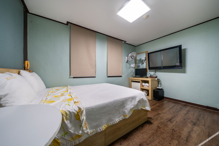 Bedroom 4, Seoul National University Chereville, Gwanak