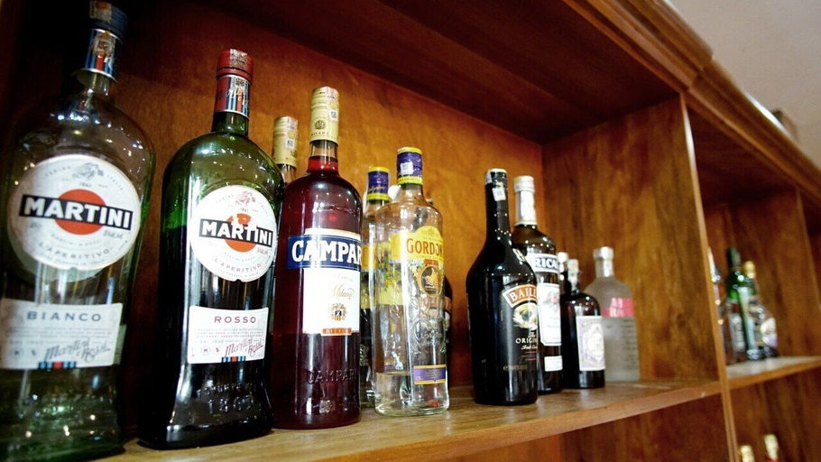 Food & Drinks 5, BENGO HOTEL, Mvila