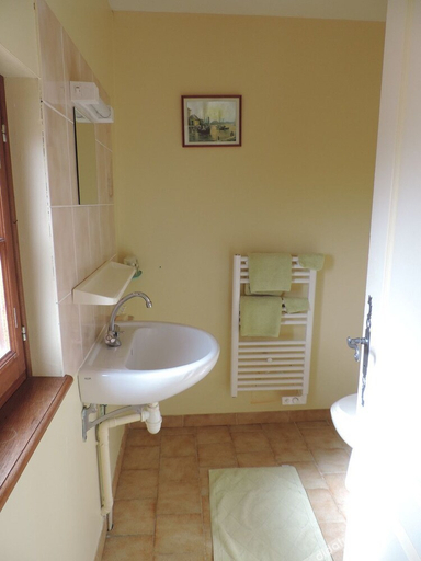 Bathroom, Les Vergers de la Vicomté d'Auge, Calvados