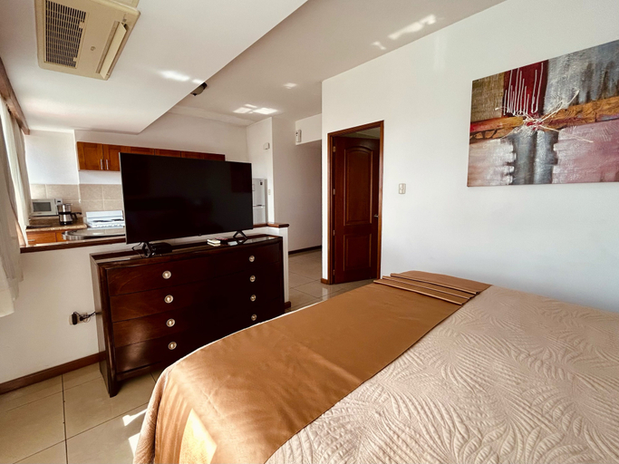Bedroom 2, Suites Jardin Imperial, ZONA 15