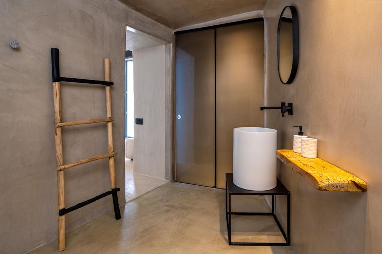 Bathroom 2, IoTa Monocave by Thireon, South Aegean