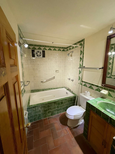 Bathroom 3, Hotel Antigua Casa de Piedra, Allende