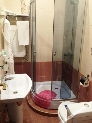 Bathroom 4, Ankor Hotel, Blagoveshchenskiy rayon