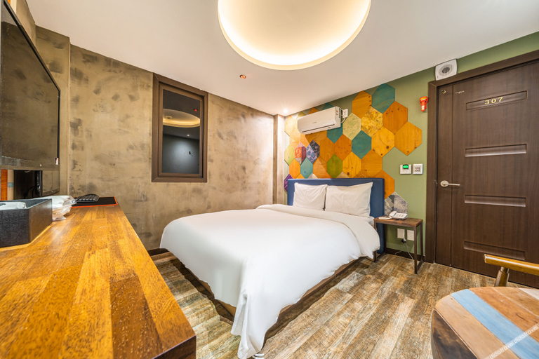 Bedroom 2, Konkuk University Salmon, Gwang-jin
