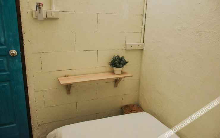 Bathroom 3, Lhong Lay House, Sattahip