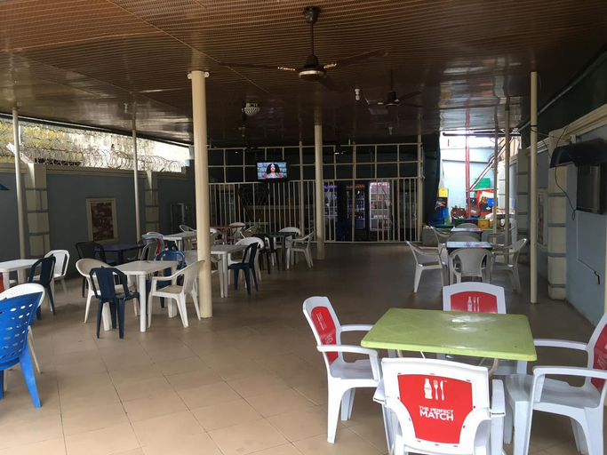 Food & Drinks, Marble Hill Hotel, Alimosho