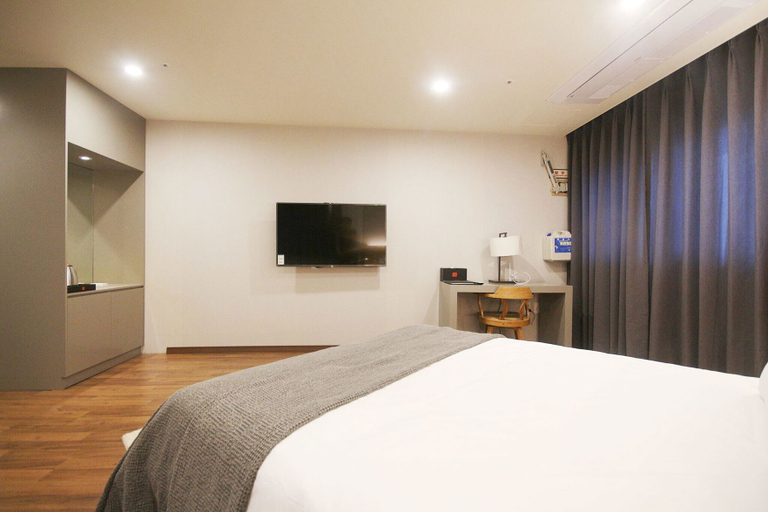 Bedroom 2, Naju Maruo Hotel, Naju