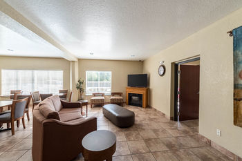 Food & Drinks 2, Candlewood Suites San Antonio - Fort Sam Houston by IHG, Bexar