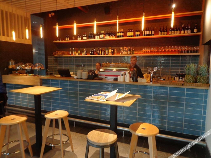 Food & Drinks 4, Apart-hotel YE'S, Sankt-Peterburg gorsovet