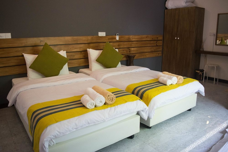 Bedroom 2, UFA ESCAPE