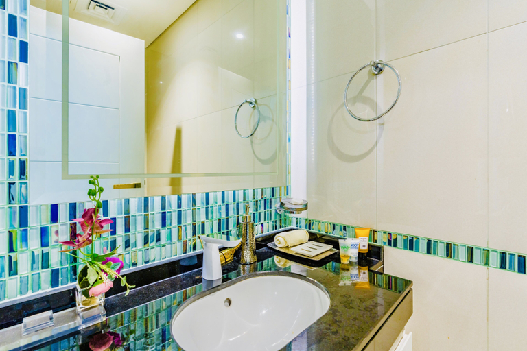 Bathroom 4, DAMAC Heights by Fendi Casa, Dubai