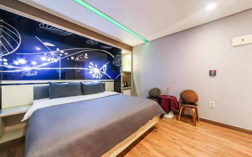 Bedroom 3, Yangsan Seoksan V, Yangsan